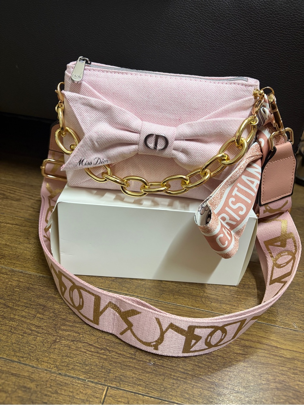 Dior - Picture 7 of 15